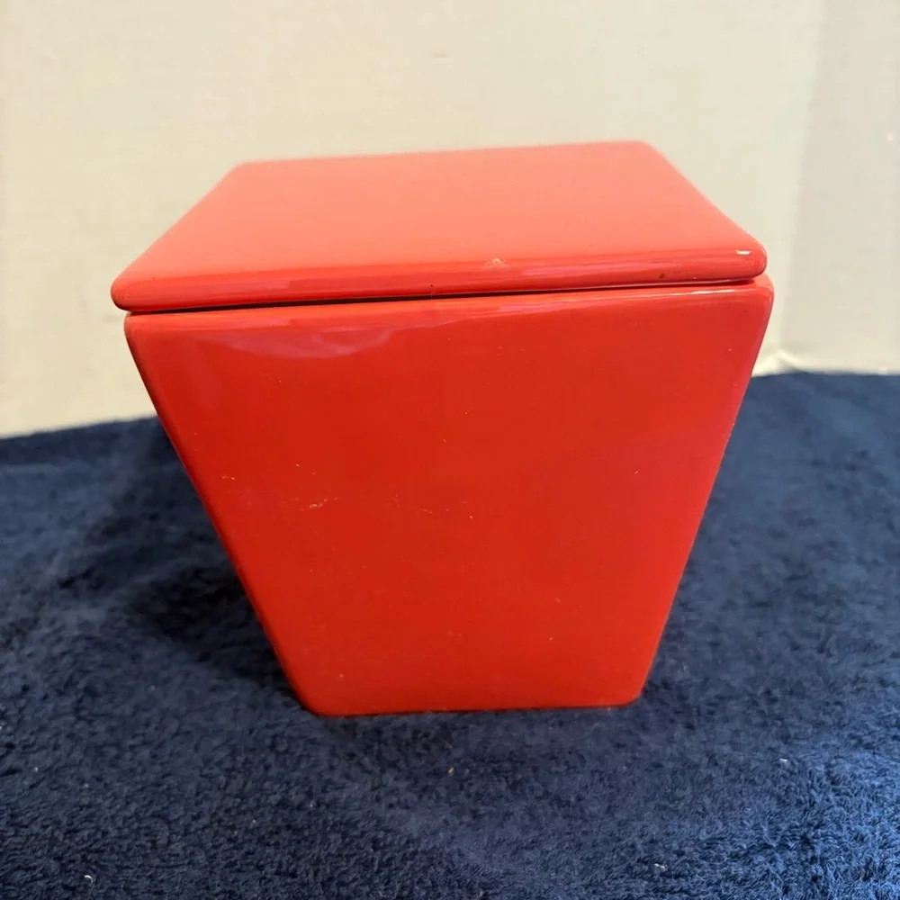 Vtg WCL 5” Ceramic Red Take Out Chinese Asian Food Takeout Box “Good Luck” Decor